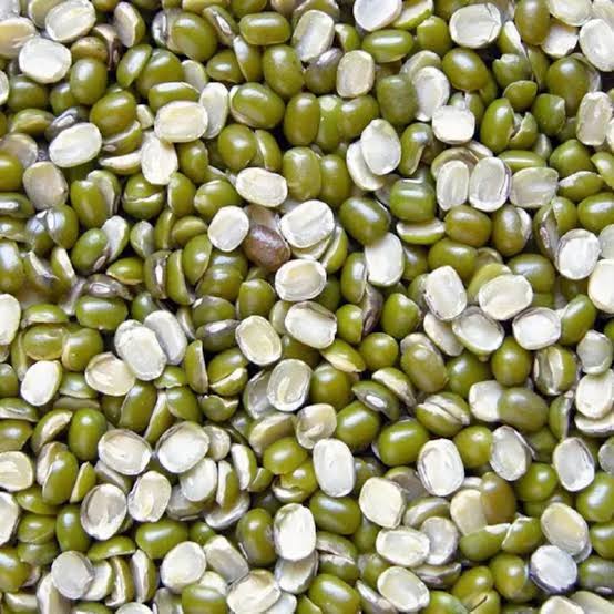 URAD DAAL GREEN 500GM